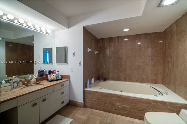 1581 Brickell Ave PH104, Miami, FL 33129