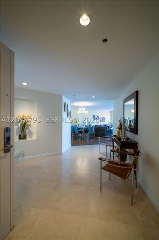 1581 Brickell Ave PH104, Miami, FL 33129
