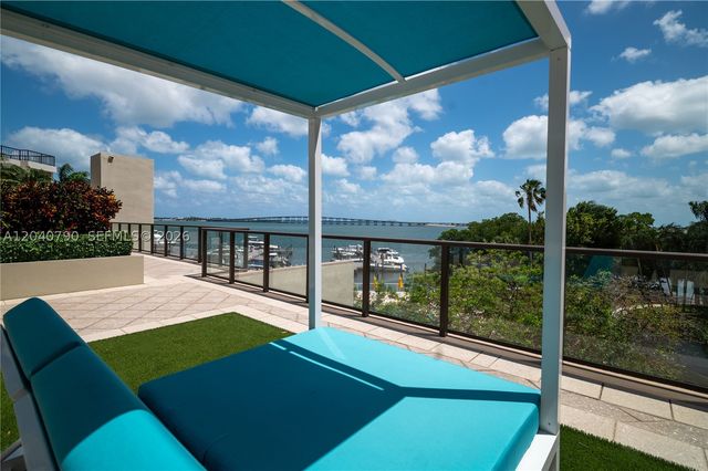 1581 Brickell Ave PH104, Miami, FL 33129