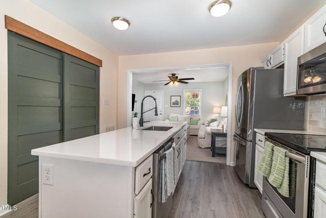 124 Cliffdale Road, Holly Springs, NC 27540