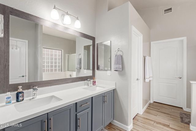 8632 S 10th Lane, Phoenix, AZ 85041