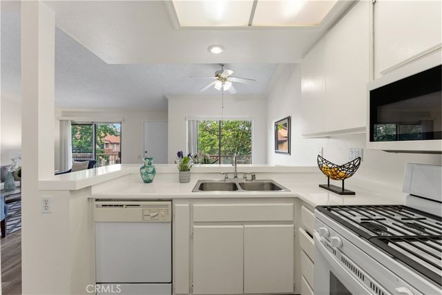 1015 Margarita D202, Corona, CA 92879