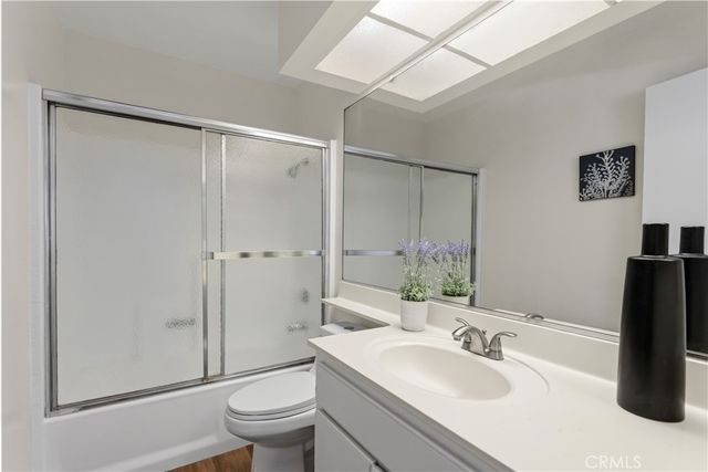 1015 Margarita D202, Corona, CA 92879