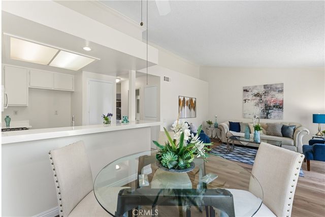 1015 Margarita D202, Corona, CA 92879