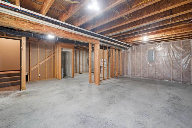 1615 Darby Drive, Waterloo, IA 50702