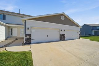1615 Darby Drive, Waterloo, IA 50702