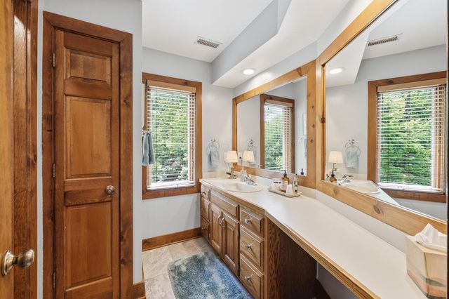 8573 Crail Court, Dublin, OH 43017