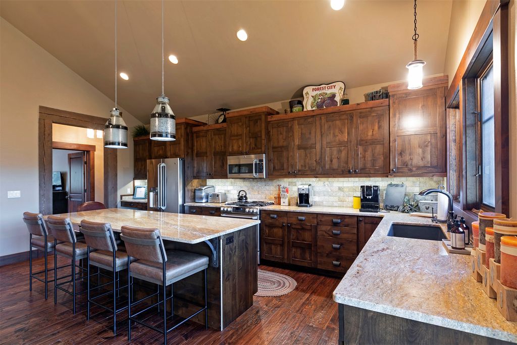 7001 Willow Creek Road, Deer Lodge, MT 59722 photo 31