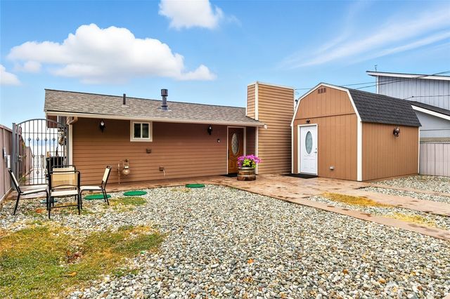 97 Utsalady Rd, Camano Island, WA 98282