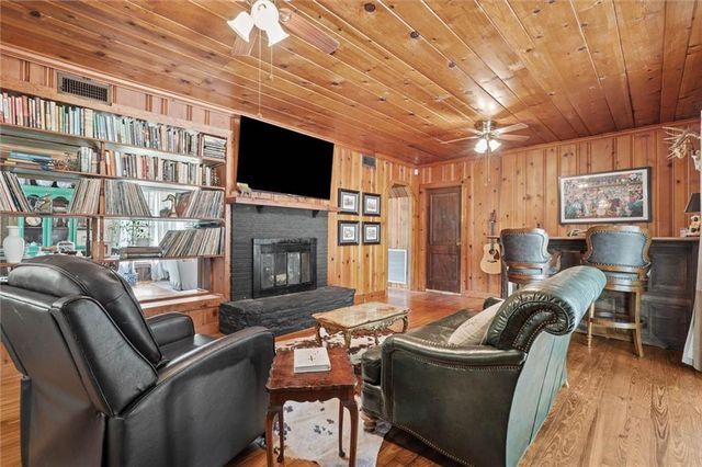 268 Carnation Street, Mobile, AL 36609