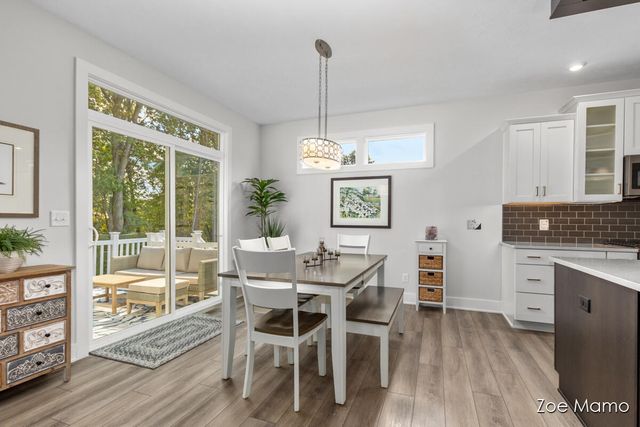 8246 Autumn Acres Drive, Rockford, MI 49341