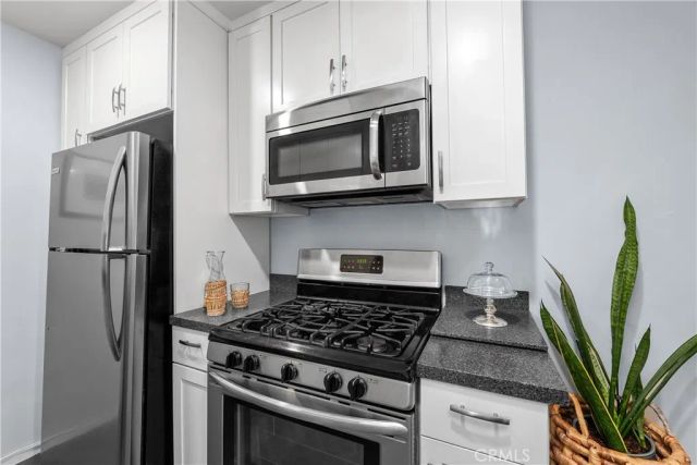 4252 fair Avenue 22, Studio City, CA 91602