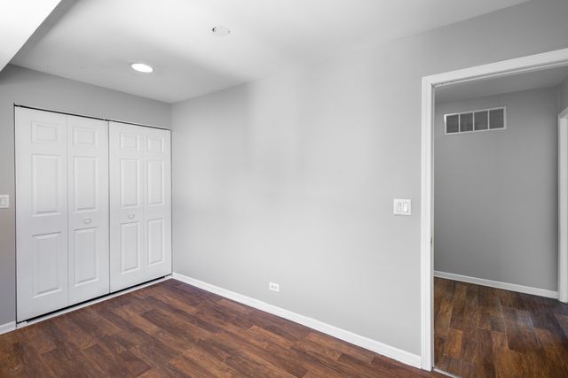 7345 Winthrop Way 10, Downers Grove, IL 60516