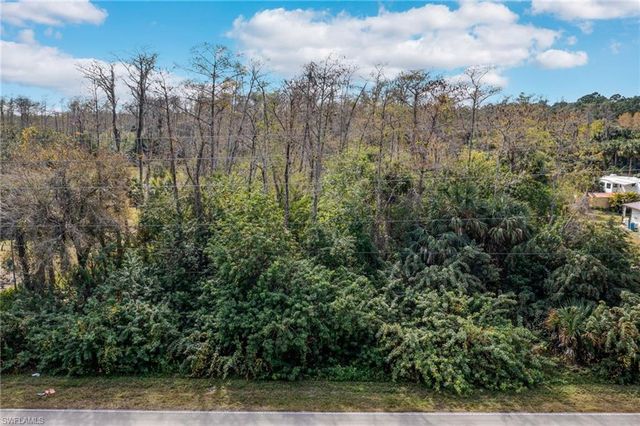 3260 18th AVE NE, Naples, FL 34120