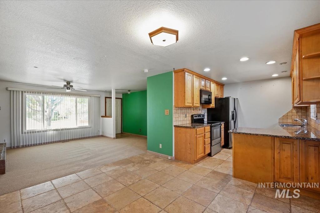 2708 N Ash Park Ln, Boise, ID 83704 photo 5