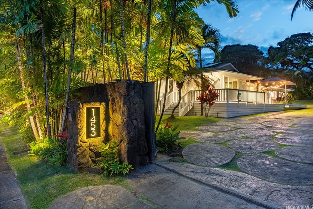 1453 Aalapapa Drive, Kailua, HI 96734