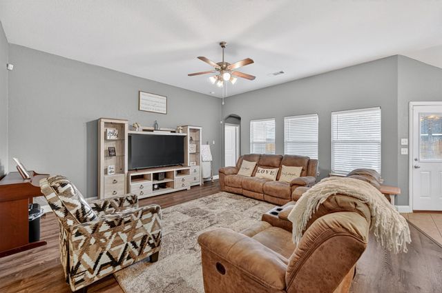 212 Ghost Rider Road, Waxahachie, TX 75165