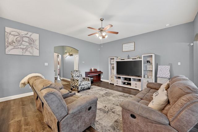 212 Ghost Rider Road, Waxahachie, TX 75165