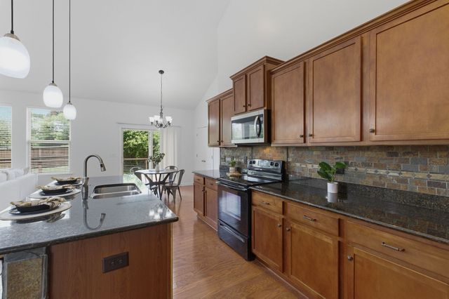 7637 Kemberton Dr, E, Nolensville, TN 37135