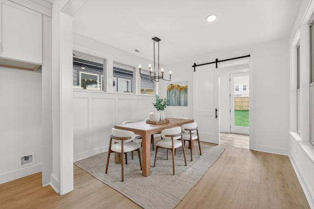 500 Eastboro Dr, Nashville, TN 37209