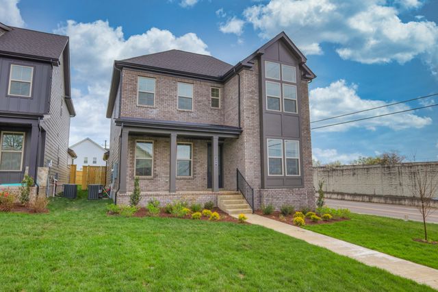 500 Eastboro Dr, Nashville, TN 37209