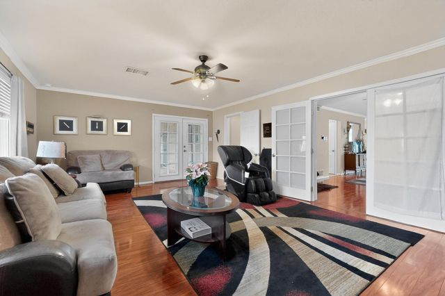 1620 Moon Street NE, Albuquerque, NM 87112