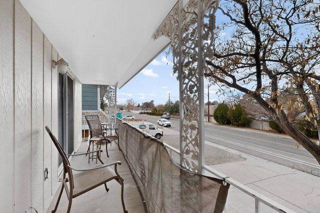 1620 Moon Street NE, Albuquerque, NM 87112