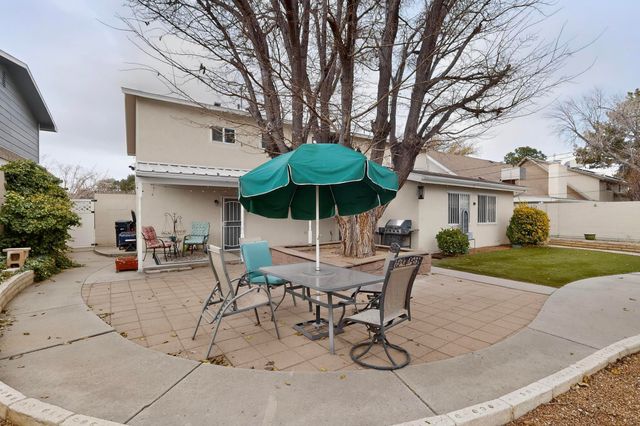 1620 Moon Street NE, Albuquerque, NM 87112