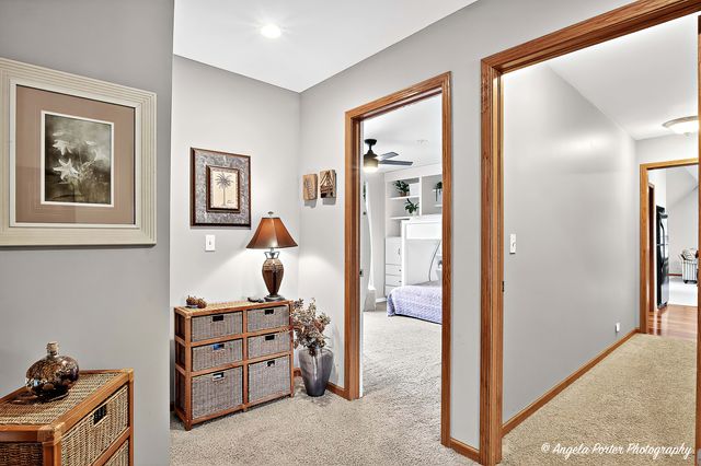 5012 W Lake Shore Drive, Wonder Lake, IL 60097