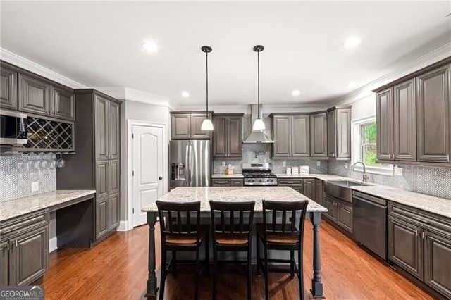 2559 Park Estates Drive, Snellville, GA 30078