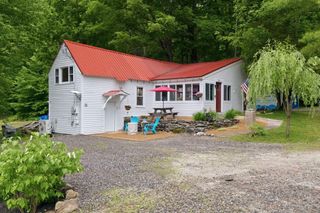 1 Basin Brook Road, Rumney, NH 03266