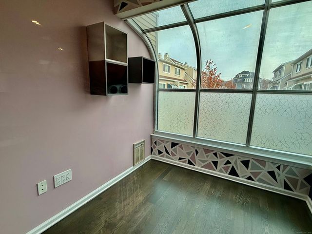 1900 Summer Street 15, Stamford, CT 06905