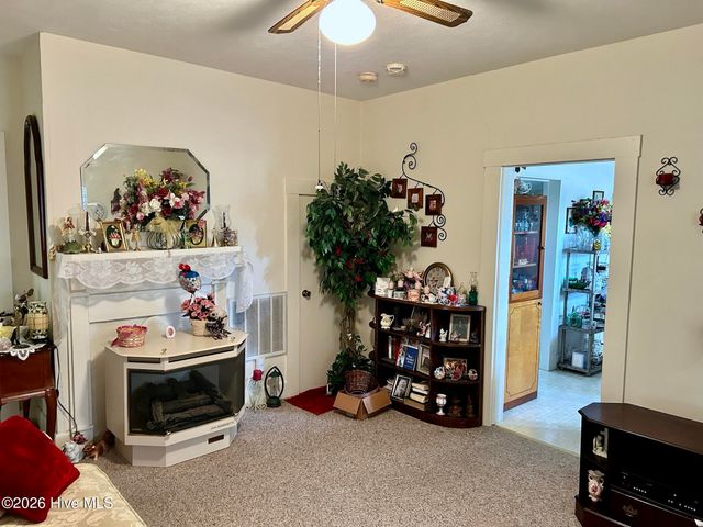 170 Hannah Pickett Avenue, Rockingham, NC 28379