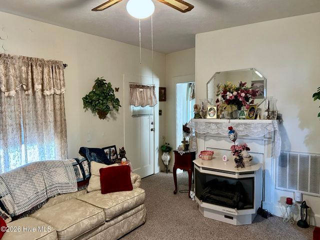 170 Hannah Pickett Avenue, Rockingham, NC 28379