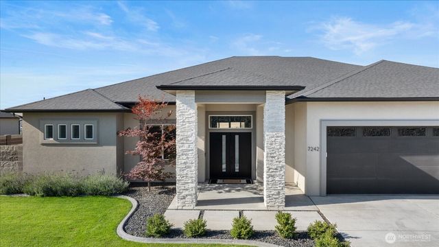 7242 W 22nd Place, Kennewick, WA 99338