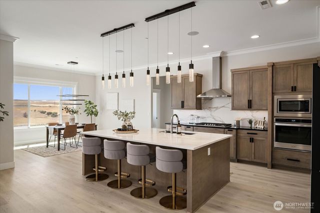 7242 W 22nd Place, Kennewick, WA 99338