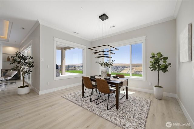 7242 W 22nd Place, Kennewick, WA 99338