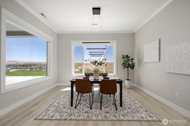 7242 W 22nd Place, Kennewick, WA 99338