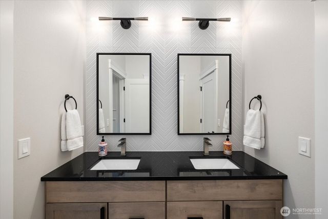 7242 W 22nd Place, Kennewick, WA 99338