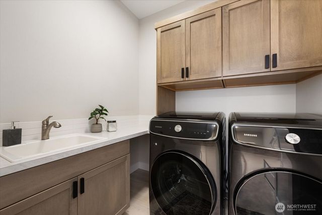 7242 W 22nd Place, Kennewick, WA 99338