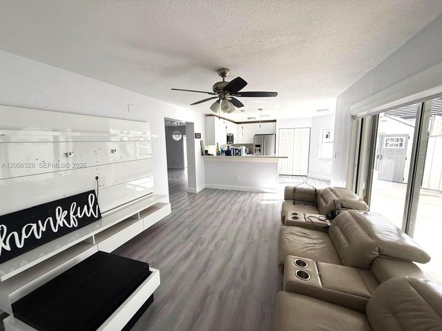 9352 SW 155th Avenue, Miami, FL 33196