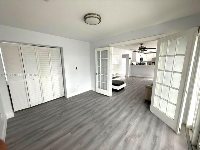 9352 SW 155th Avenue, Miami, FL 33196