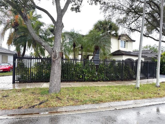9352 SW 155th Avenue, Miami, FL 33196