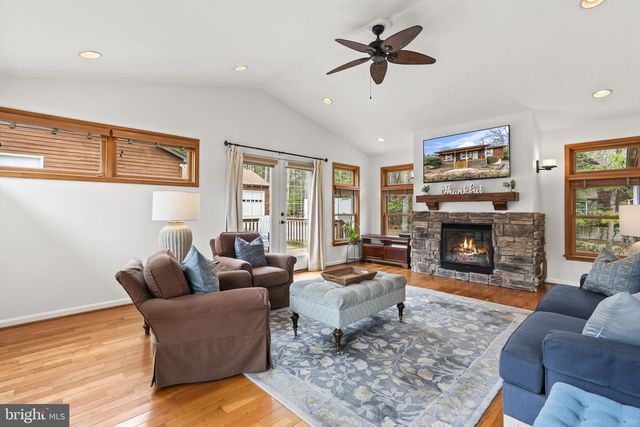 12345 HG TRUEMAN RD, Lusby, MD 20657