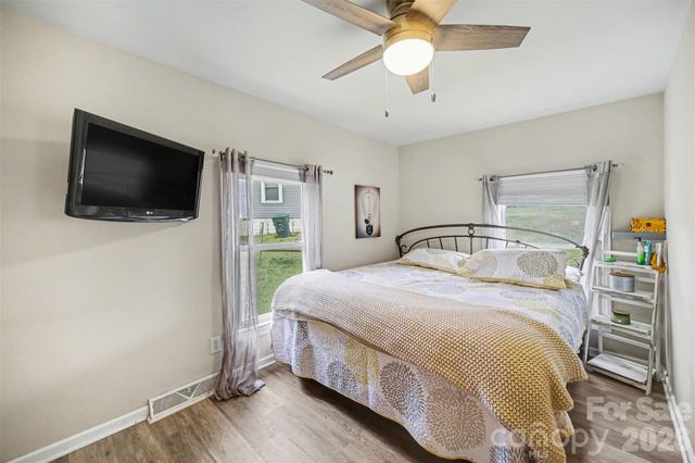 2878 Millstone Drive, Gastonia, NC 28054