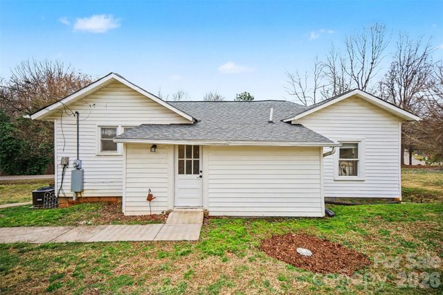 2878 Millstone Drive, Gastonia, NC 28054