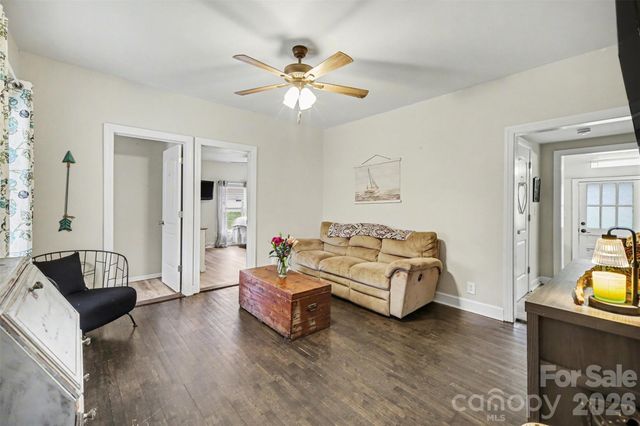 2878 Millstone Drive, Gastonia, NC 28054