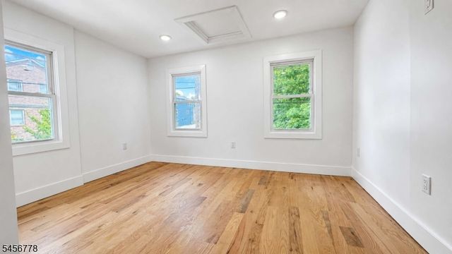 290 S 20Th St, Newark City, NJ 07103