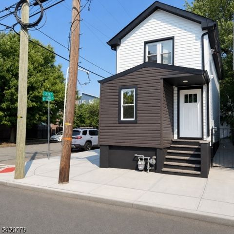 290 S 20Th St, Newark City, NJ 07103