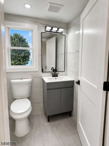 290 S 20Th St, Newark City, NJ 07103